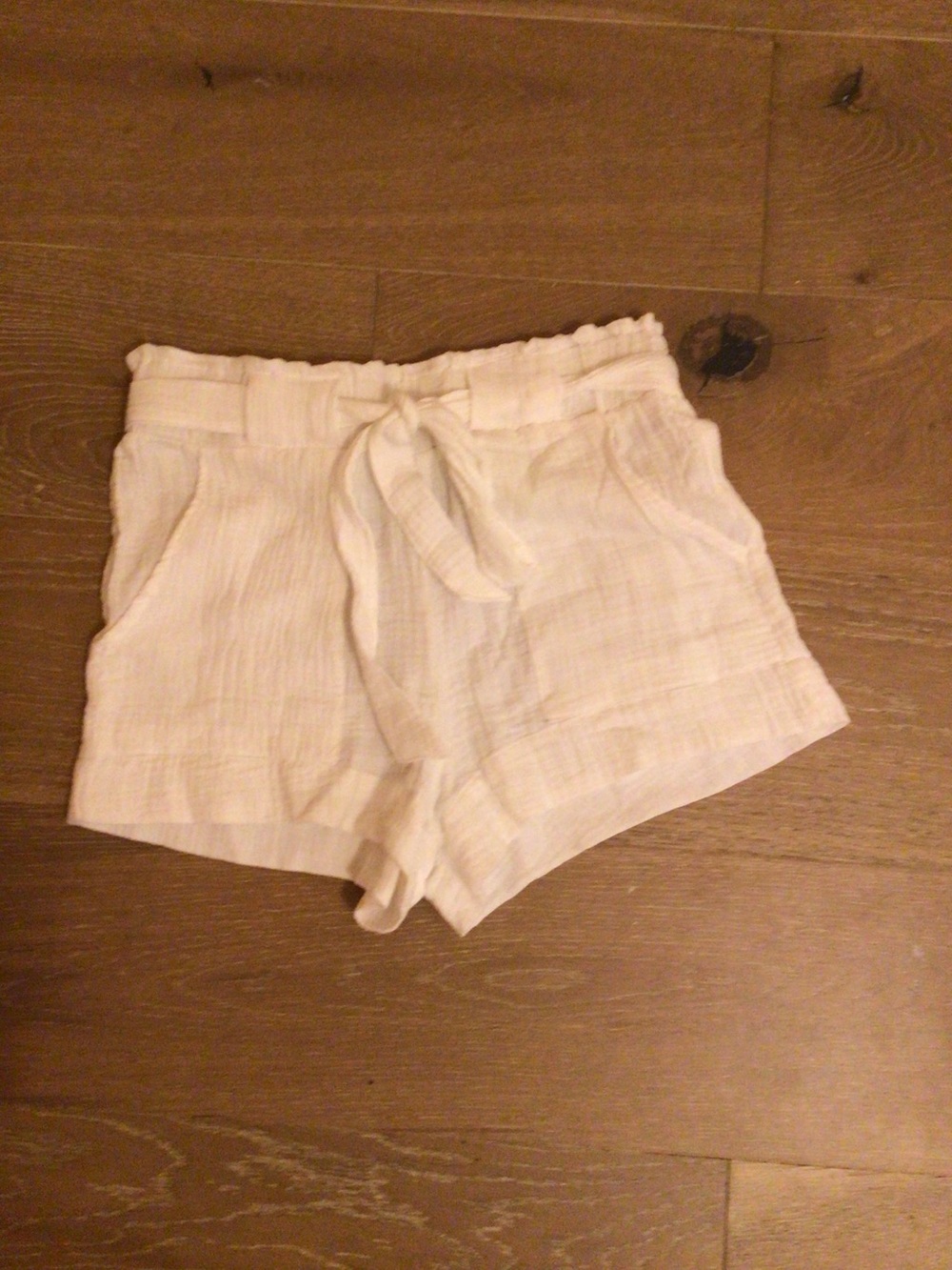 Indigo Rein Lightweight White Tie-Waist Women's Shorts